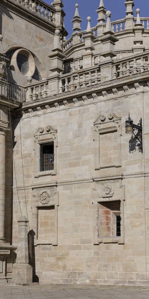 Arrokabe Arquitectos RESTAURACIÓN DE FACHADA QUINTANA, PATIOS Y TERRAZA DE LA GIROLA 3