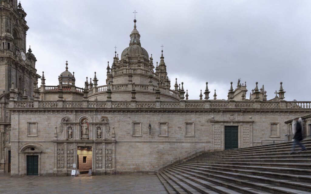 Arrokabe Arquitectos RESTAURACIÓN DE FACHADA QUINTANA, PATIOS Y TERRAZA DE LA GIROLA 7