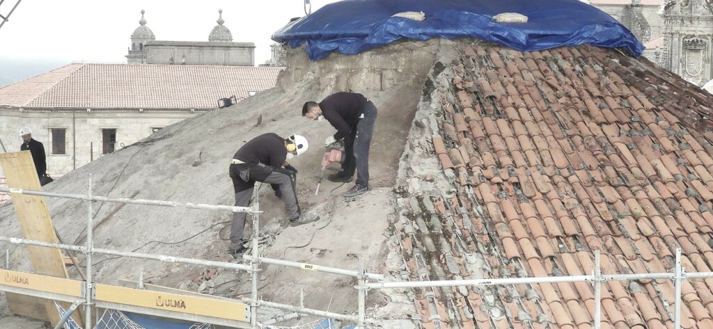 Arrokabe Arquitectos RESTAURACIÓN DE LA CUBIERTA DE LA CAPILLA DE LA COMUNIÓN 7