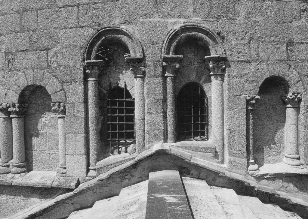 Arrokabe Arquitectos RESTAURACIÓN DE LAS CUBIERTAS DE LA CABECERA 16